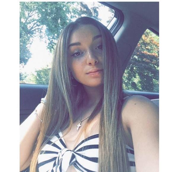 Meet your Posher, Jessica - Picture 1 of 1